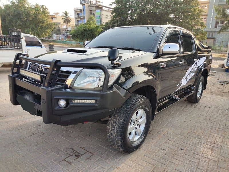 Toyota Hilux Vigo 2006 1