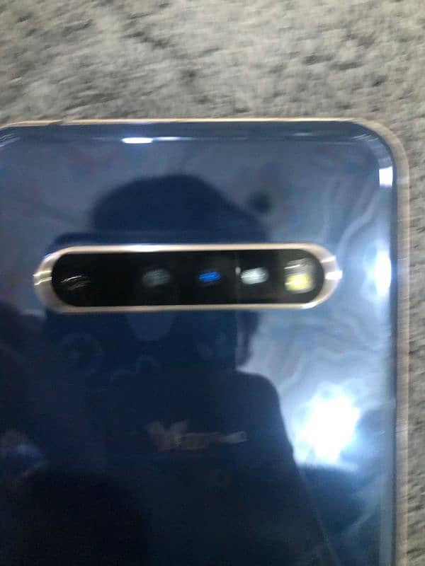 Lg V60 ThinQ 10/10 Condition Best For Gaming 2