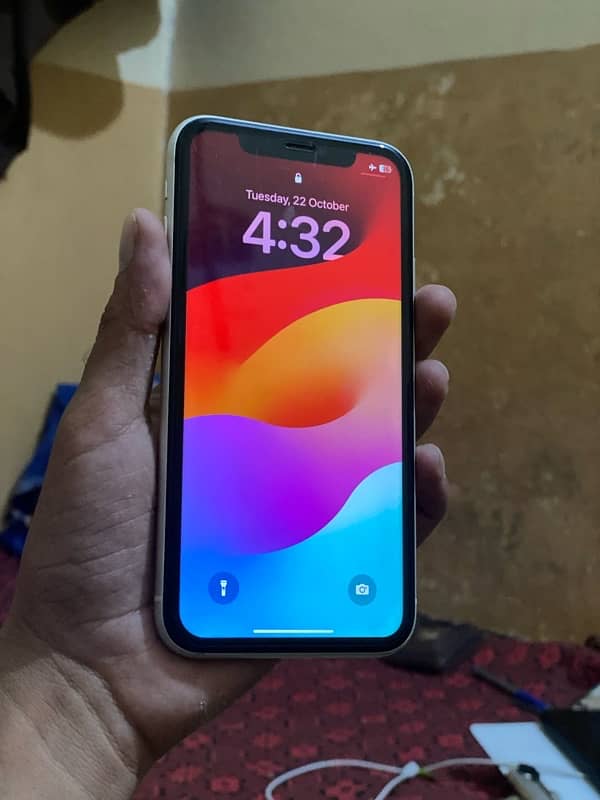 iPHONE 11(128GB factory Unlocked Waterpack) 4