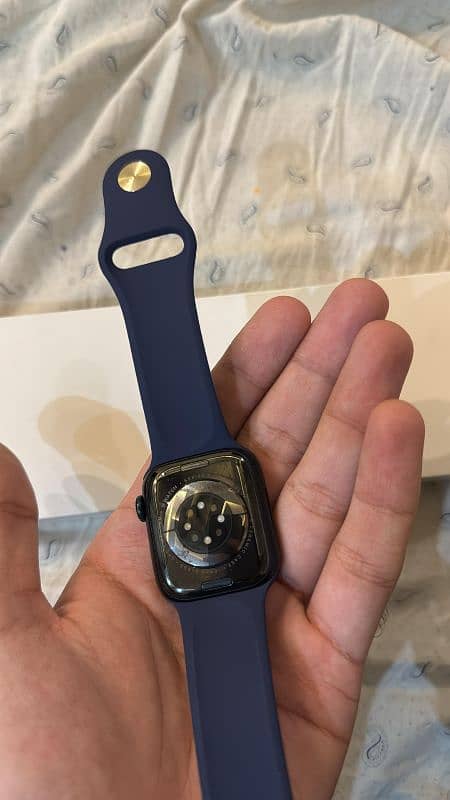 apple watch series 8 1