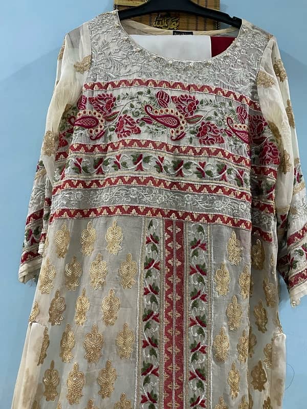 agha noor dress 3