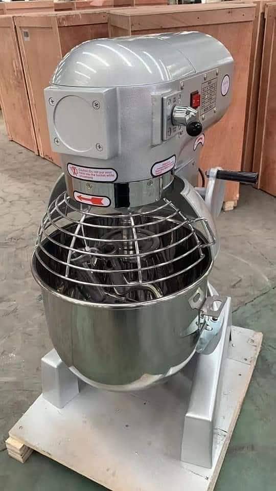 shawarma counter havy duty+fryer we hve pizza oven fast food machiner 4