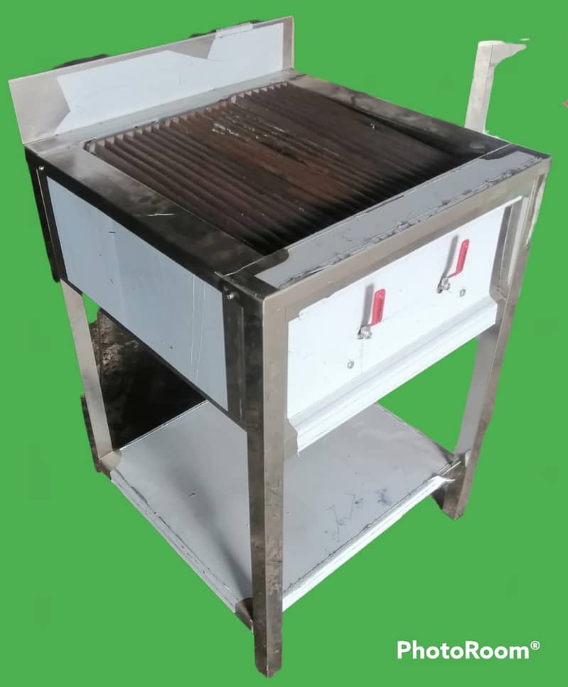 shawarma counter havy duty+fryer we hve pizza oven fast food machiner 7