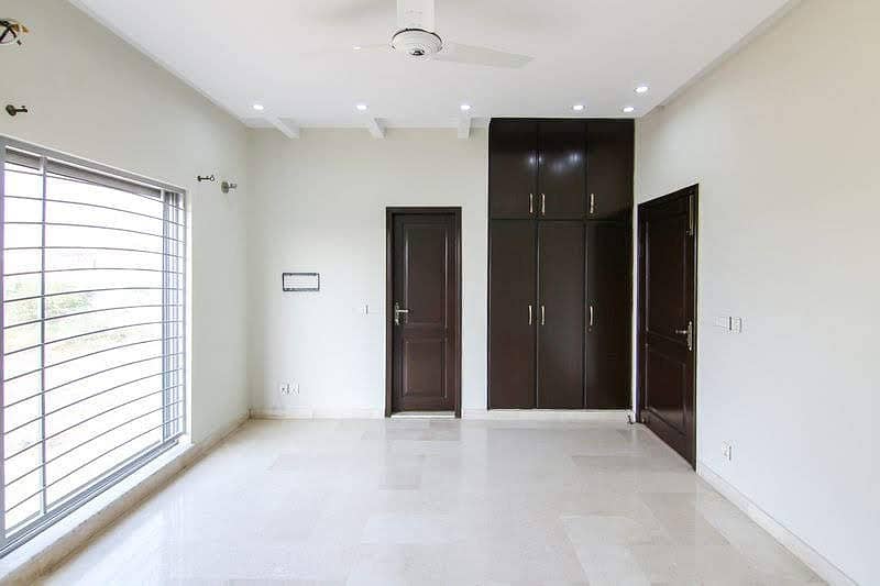 1 Kanal slightly used Unique Modern Design House For Sale at Prime Location of DHA Phase 4 Lahore, Near to park 8