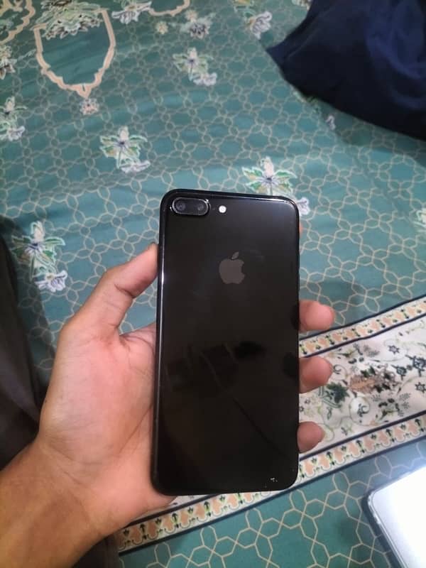 7 plus non pta 128 gb urgent sale 4