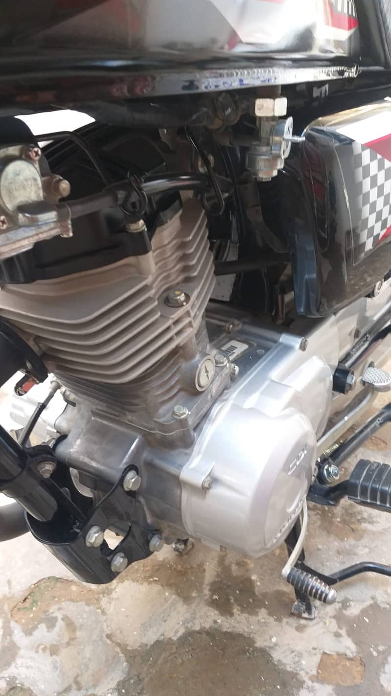 Honda CG 125 2024 3