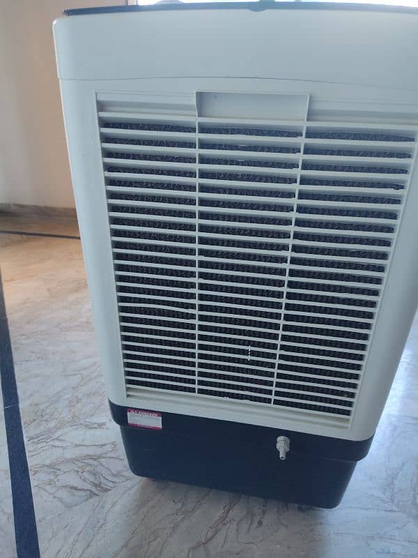 air cooler used  few months used 2