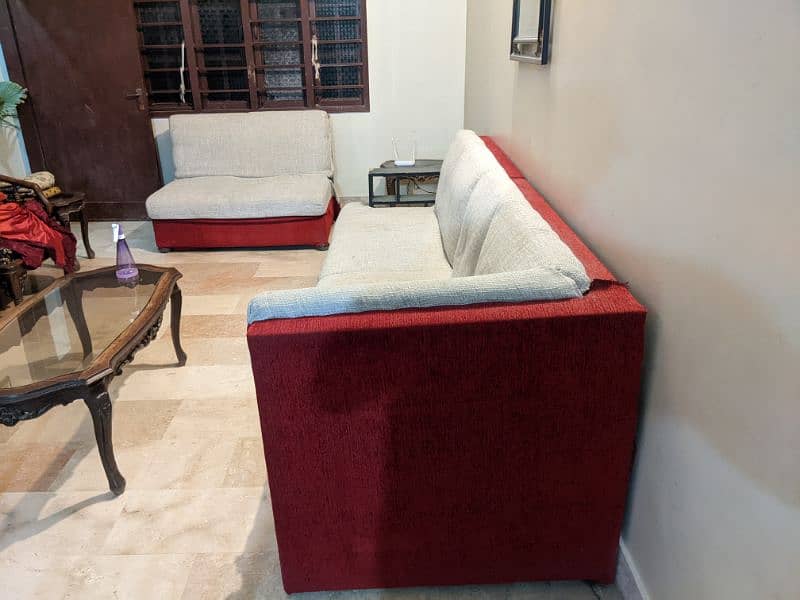 L shaped sofa for sale urgent 5