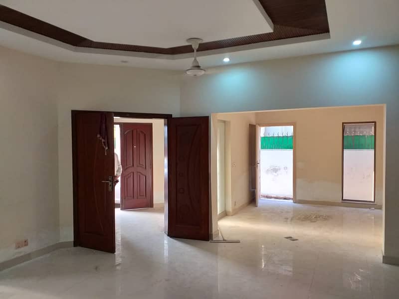 10 Marla House Available For Rent In DHA Phase 5 Block-A 8