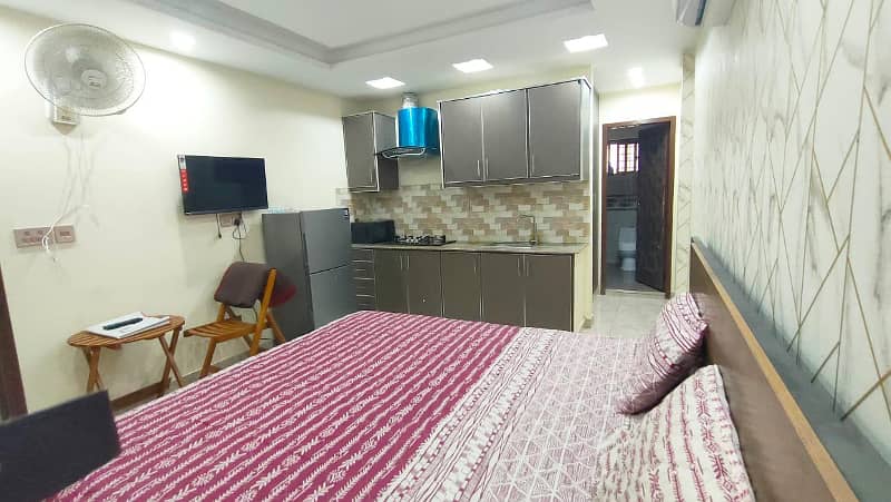 1 Bed Luxury Furnished Apartment For Sale in Bahria Town Lahore 3