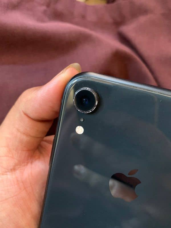 iPhone XR jv non PTA 64 gb 3