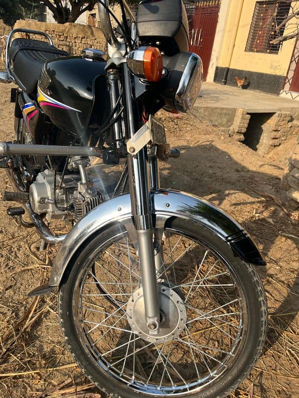 Honda CD 70cc for sale 10/10 condition like as new bike 9