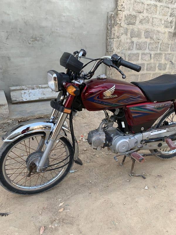 Honda CD 70 6