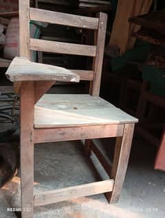 School Chairs New Condition