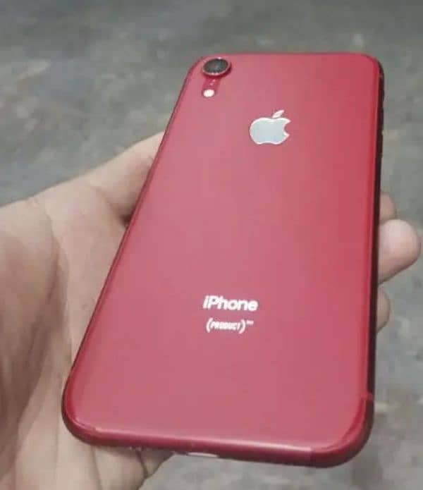 Non-PTA Iphone Xr With Original Charger. 1