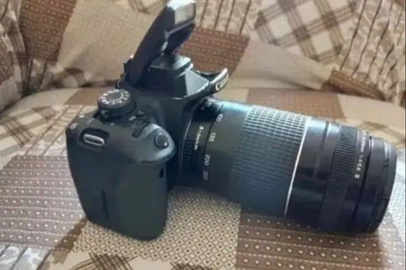 CANON 700D DSLR CAMERA 6