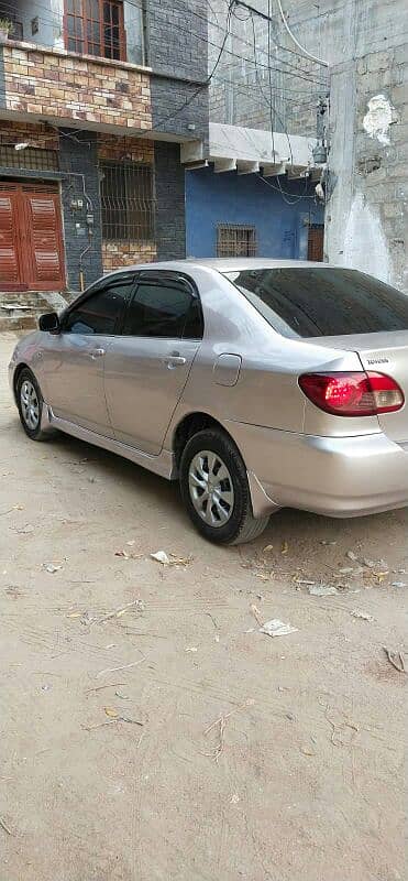 Toyota Corolla Altis 2005 5