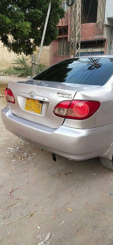 Toyota Corolla Altis 2005 6