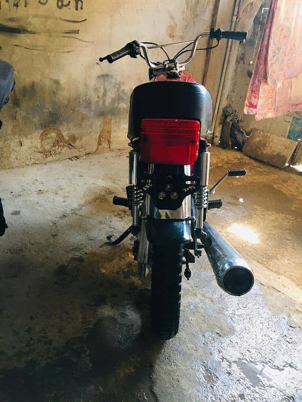 honda 125 2010 lahore namber plan litter oregnal engine ok 10