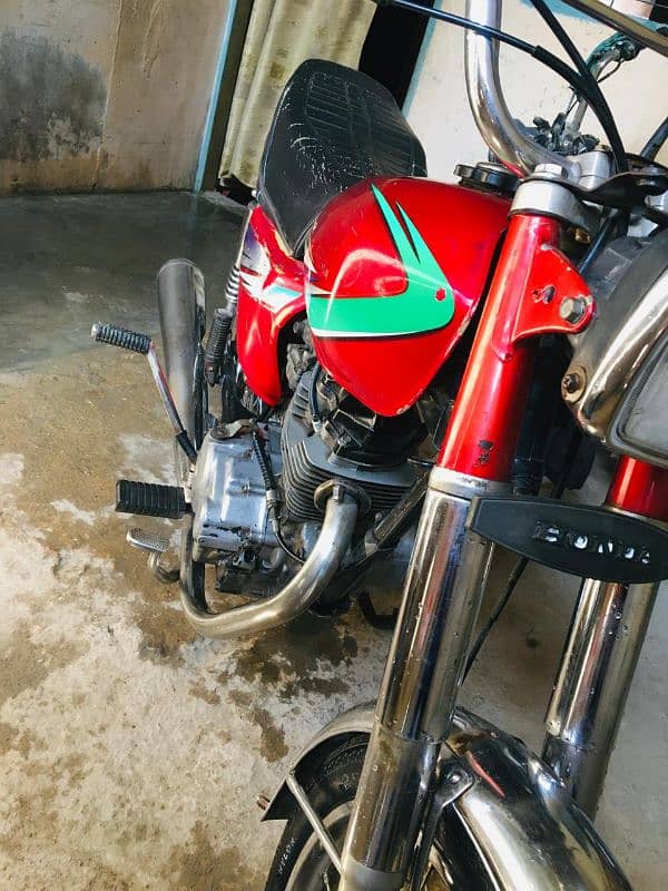 honda 125 2010 lahore namber plan litter oregnal engine ok 11