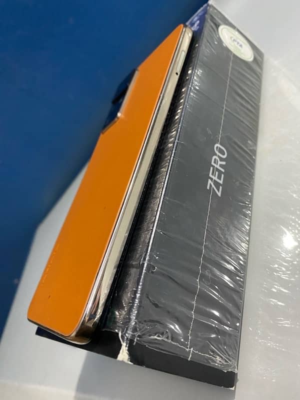 Infinix Zero X Pro 8/128 with Box 2