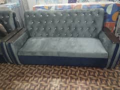 Brand New 5 Seater Sofa Cushioned