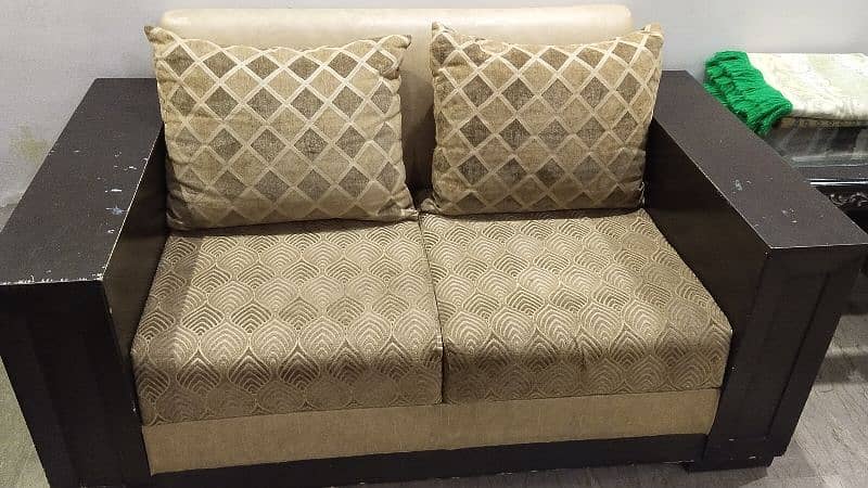 5 seater sofa set. 5