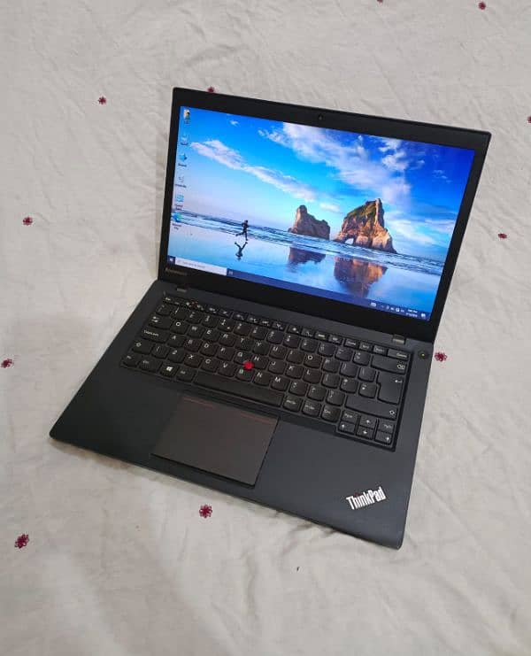 Lenovo ThinkPad Core i5-4th Gen 8GB RAM BEST Conditions 512GB HHD 10