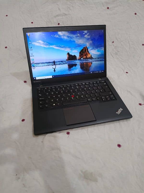 Lenovo ThinkPad Core i5-4th Gen 8GB RAM BEST Conditions 512GB HHD 17