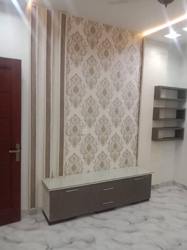 1 Kanal Brand-New House For Rent 14