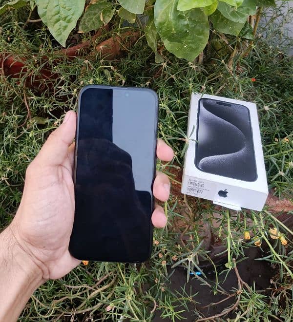 Iphone 15 Pro Jv 128 LLA Black 3