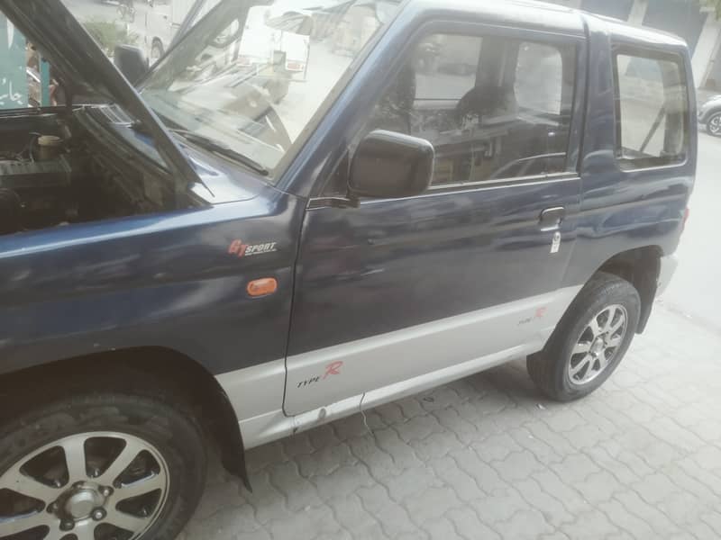 Mitsubishi Pajero Mini 1995 4