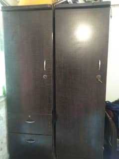 2 door almari vood condition 0