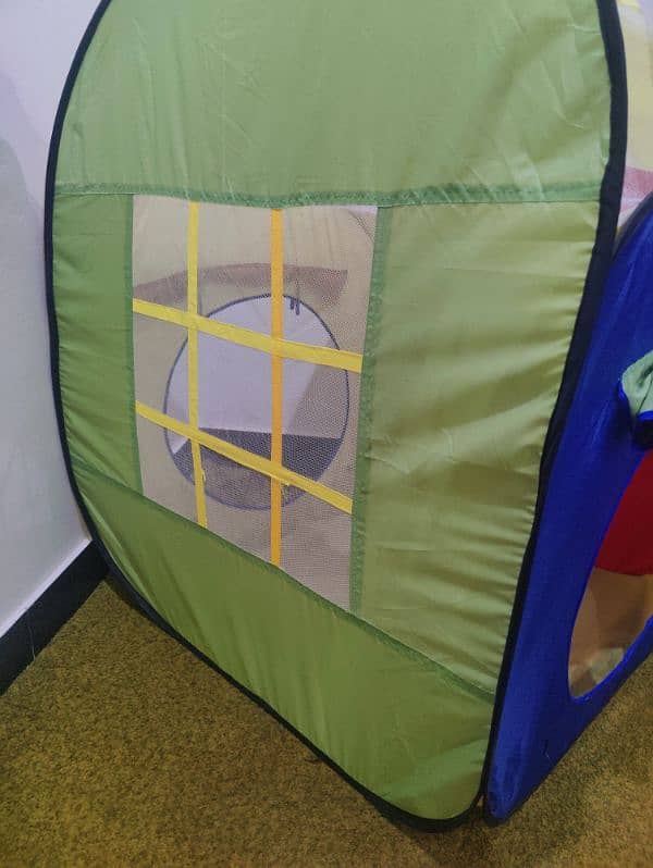 Kids Tent in Excellent Condition 4