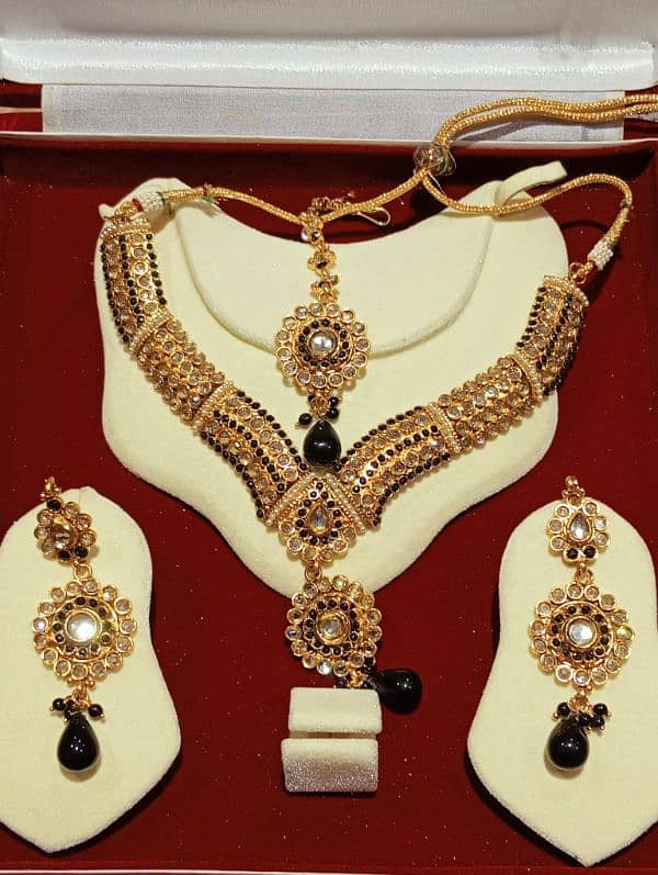 Black & gold jewelry set / bridal jewelry set 0