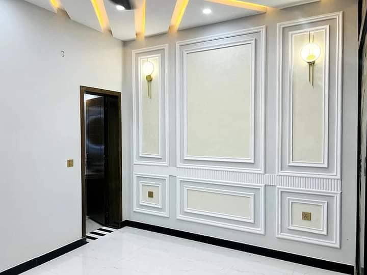 10 Marla Brand New Luxury Upper Portion For Rent In CHAMBELLI BLOCK Bahria Town Lahore 12