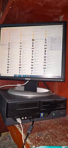 desktop with 19 inch led for sale 0