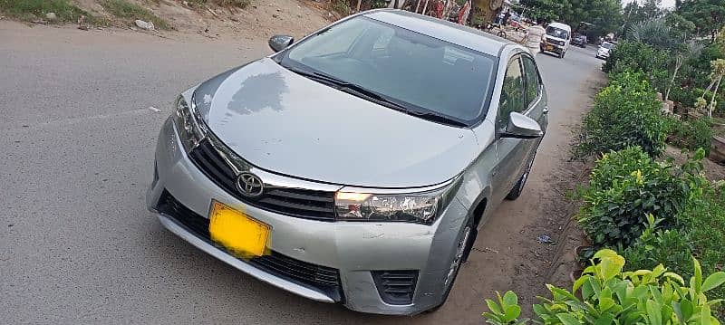 Toyota Corolla GLI 2015 Automatic 1.3 5