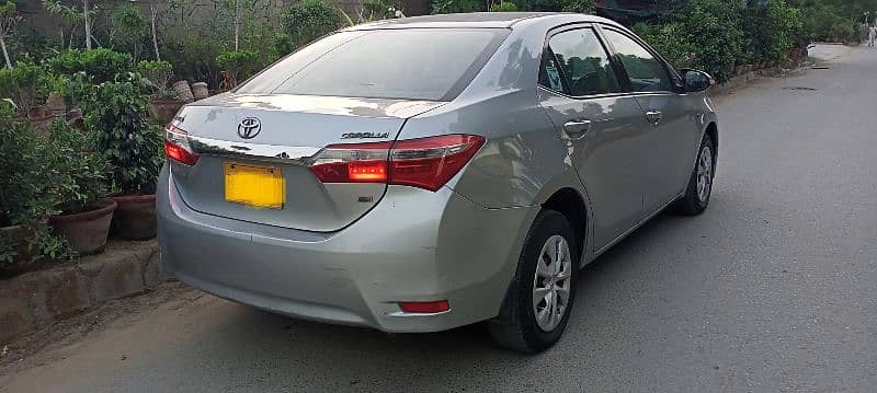 Toyota Corolla GLI 2015 Automatic 1.3 7