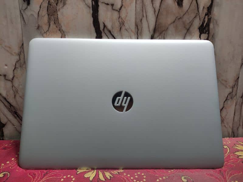 Hp Elitebook 850 G3 (ci7 6th gen) sleek and slim with numpads 6