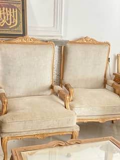 white clean 2 sofa set