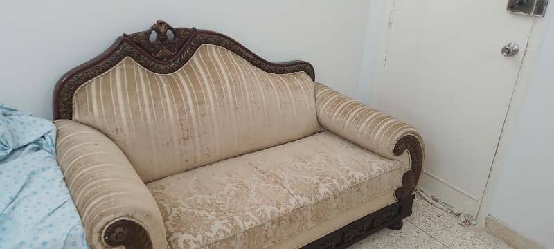 Luxury sofa set 4