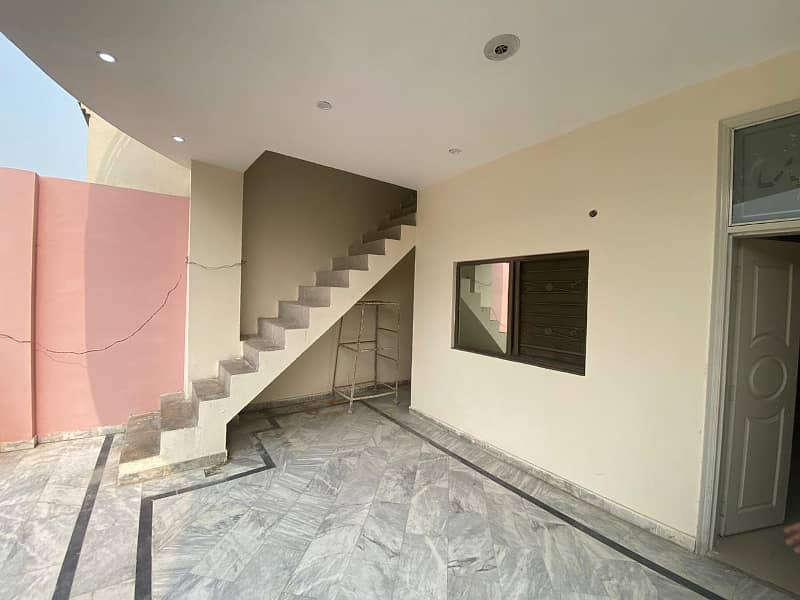 Upper Portion 10 Marla 2 Bed For Rent Ali Park Near Bhatta Chowk 2