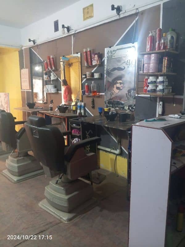 Man Saloon for sale 2