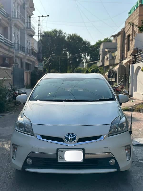 Toyota Prius 2013 PHV 0