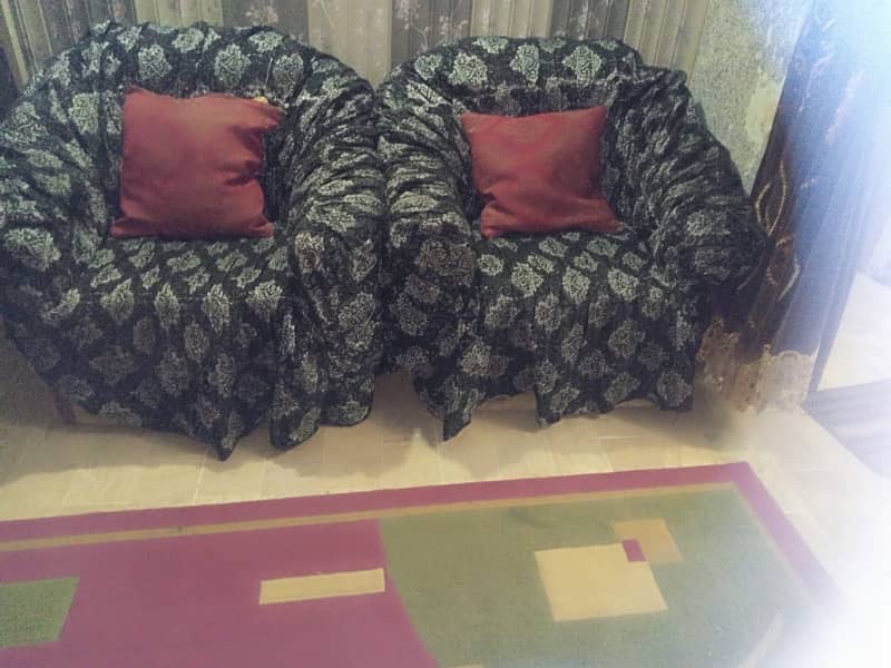 5 seater sofa set with covers 1