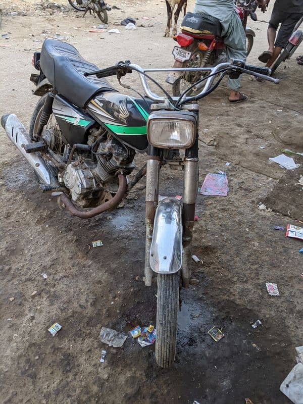 Honda CG 125 1991 model Lahore number 4