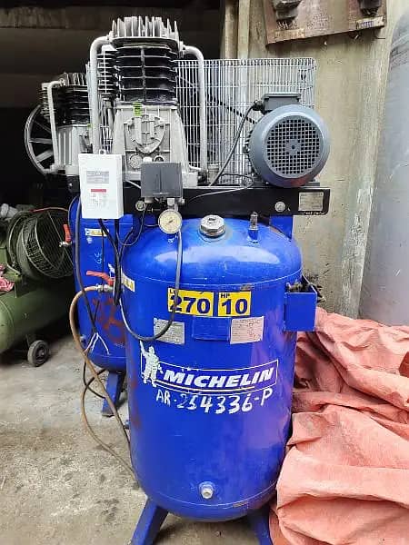 Air Compressor & Air Tanks 13