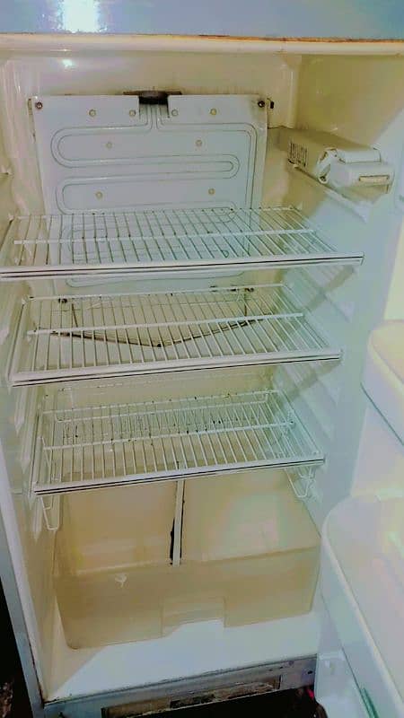 Dawlance fridge 1