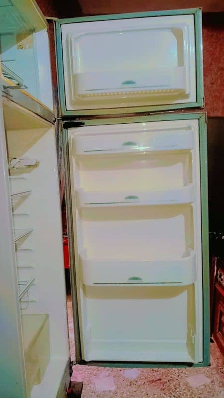 Dawlance fridge 6